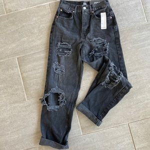 NWT Urban Outfitters BDG High-Rise Baggy black jeans. Size 26